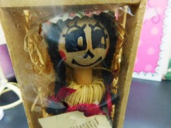 WOOD STRAW DOLL TOP